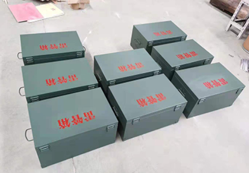 保康炸药箱和雷管箱一般是怎么存放的？